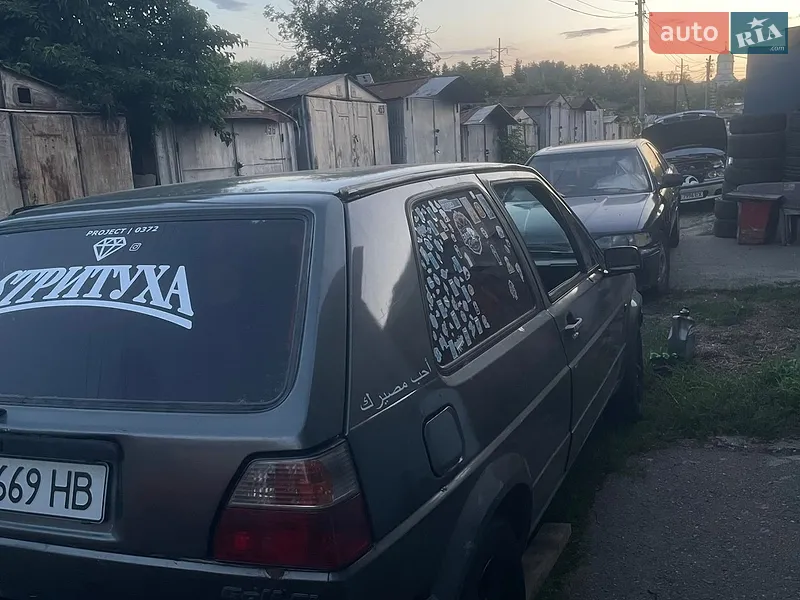 Volkswagen Golf