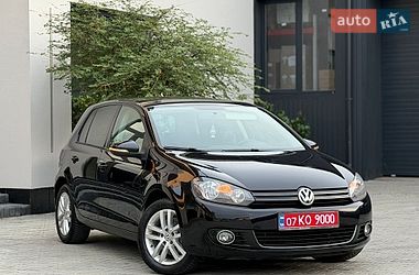 Хэтчбек Volkswagen Golf 2010 в Иршаве