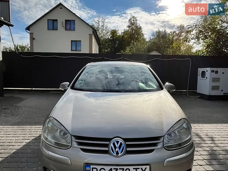 Volkswagen Golf 2005