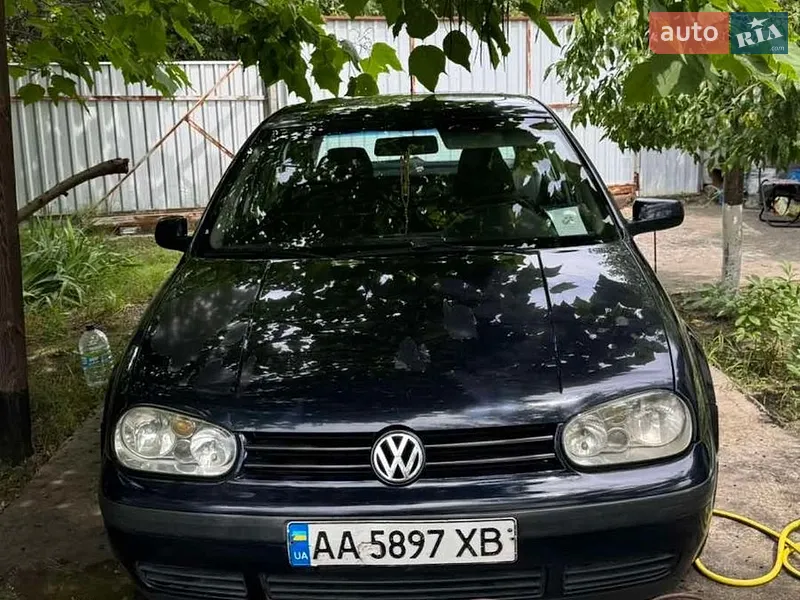 Volkswagen Golf 1998