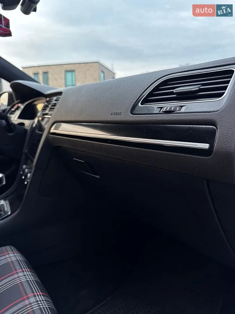 2017 Volkswagen Golf GTI - мініатюра 41