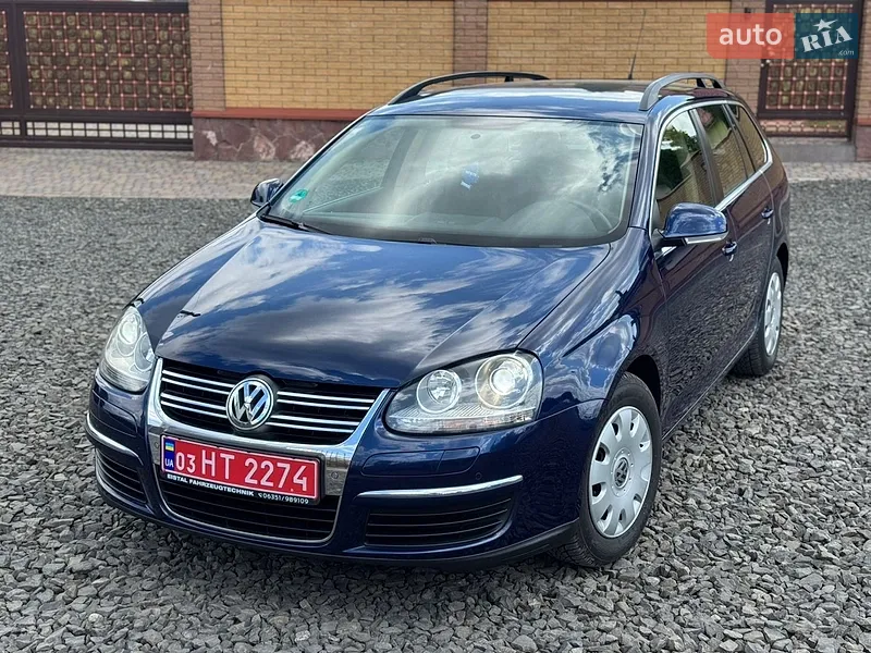 Volkswagen Golf