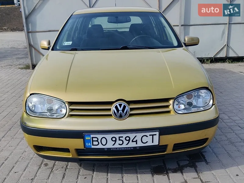 Volkswagen Golf