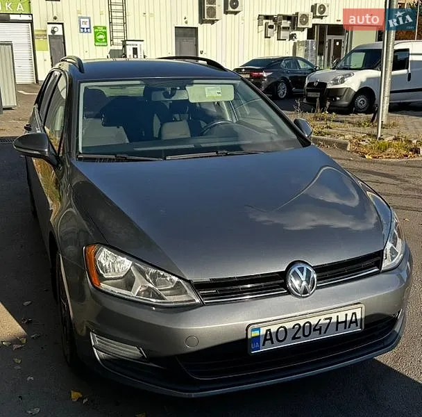 Volkswagen Golf 2016