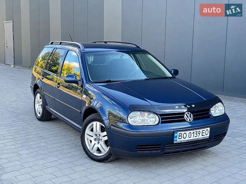 Volkswagen Golf 2004