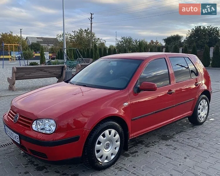 Volkswagen Golf 2000