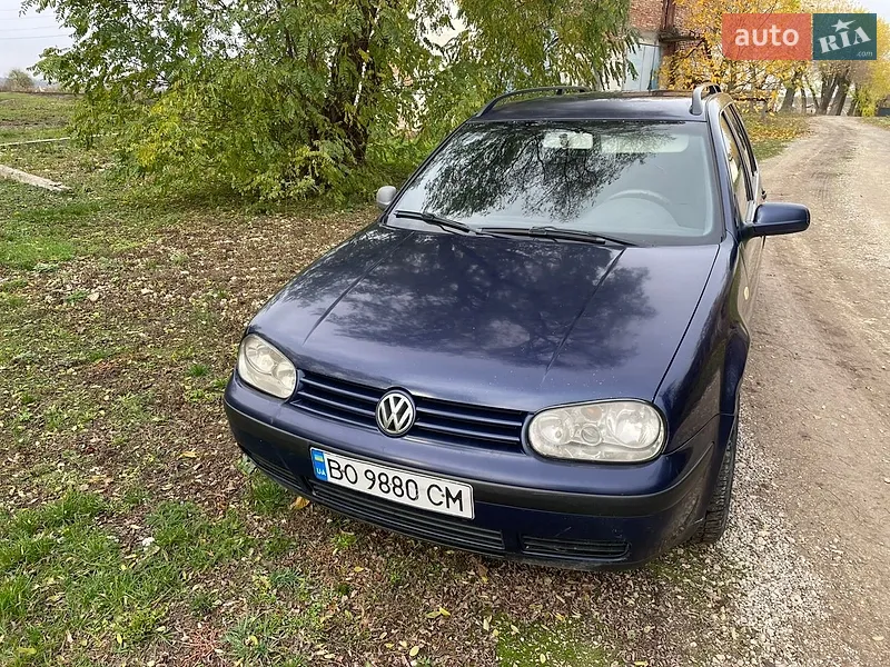Volkswagen Golf