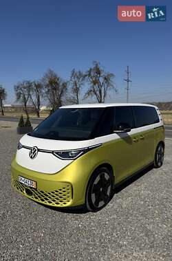 Минивэн Volkswagen I.D. Buzz 2023 в 