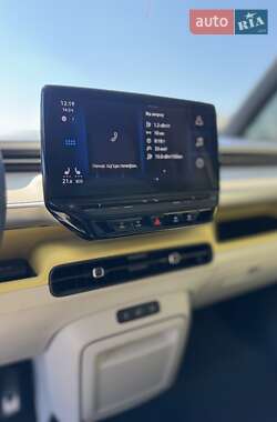 Минивэн Volkswagen I.D. Buzz 2023 в 