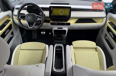Минивэн Volkswagen I.D. Buzz 2023 в 