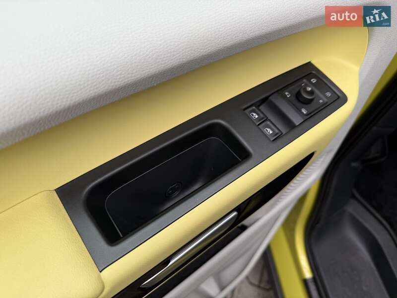 Минивэн Volkswagen I.D. Buzz 2023 в Хмельницком фото 25 Минивэн Volkswagen I.D. Buzz 2023 в Хмельницком