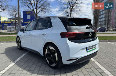 Хетчбек Volkswagen ID.3 2023 в 