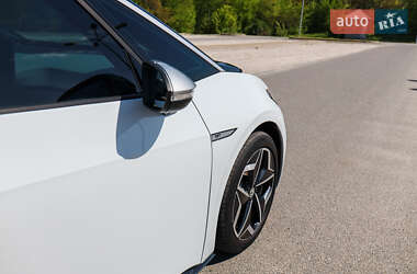 Хетчбек Volkswagen ID.3 2020 в 