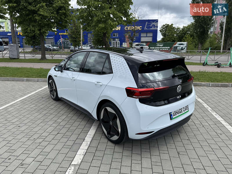 Хетчбек Volkswagen ID.3 2023 в Хмельницькому