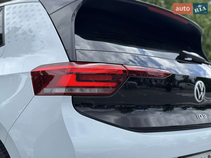 Хетчбек Volkswagen ID.3 2023 в Хмельницькому