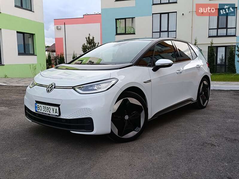 Хетчбек Volkswagen ID.3 2022 в 