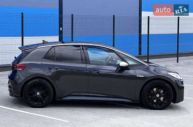 Хетчбек Volkswagen ID.3 2020 в 