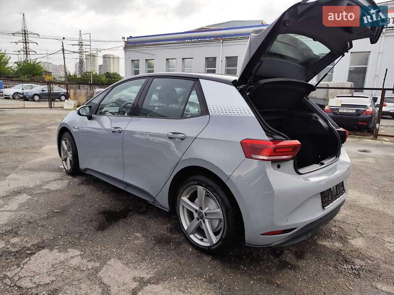 Хэтчбек Volkswagen ID.3 2021 в Киеве
