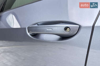Хэтчбек Volkswagen ID.3 2021 в 