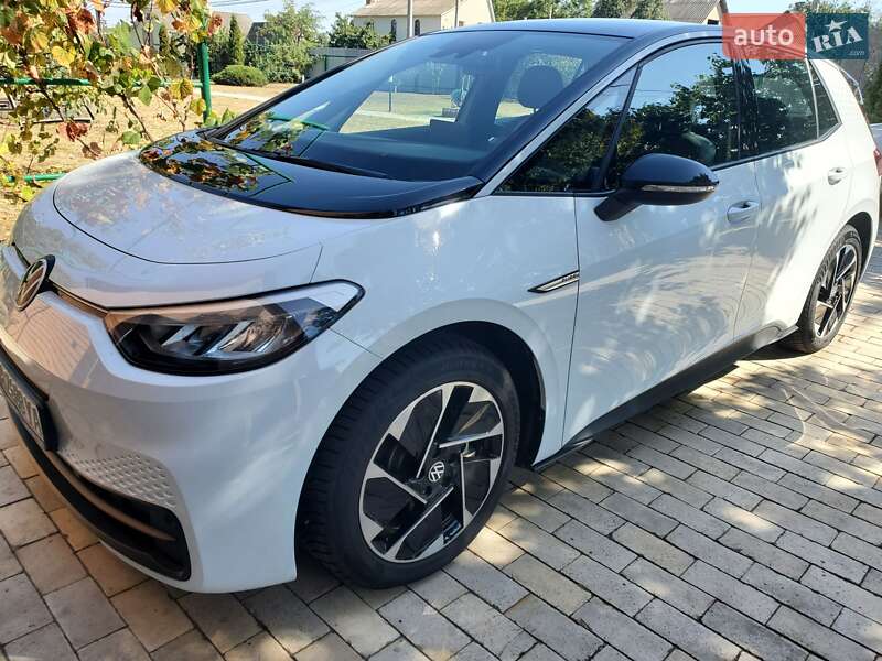Хэтчбек Volkswagen ID.3 2022 в Киеве