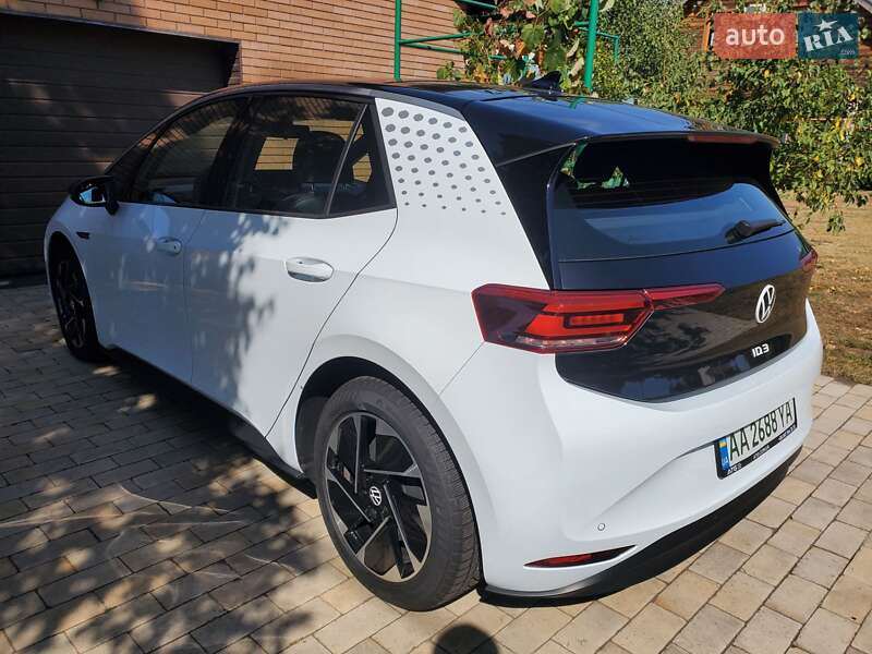 Хэтчбек Volkswagen ID.3 2022 в Киеве