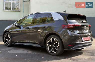 Хэтчбек Volkswagen ID.3 2020 в 