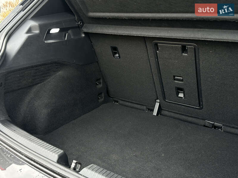 Хэтчбек Volkswagen ID.3 2021 в Луцке фото 98 Хэтчбек Volkswagen ID.3 2021 в Луцке