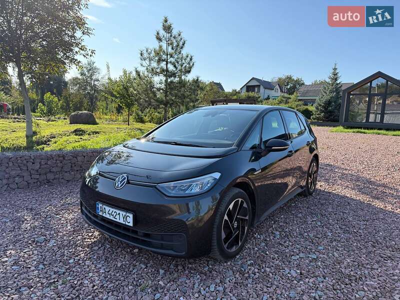 Хэтчбек Volkswagen ID.3 2022 в Киеве