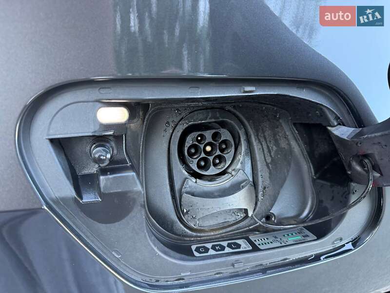 Хэтчбек Volkswagen ID.3 2022 в Киеве