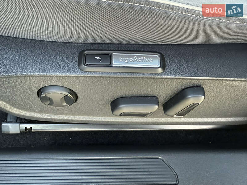 Хэтчбек Volkswagen ID.3 2021 в Луцке фото 21 Хэтчбек Volkswagen ID.3 2021 в Луцке