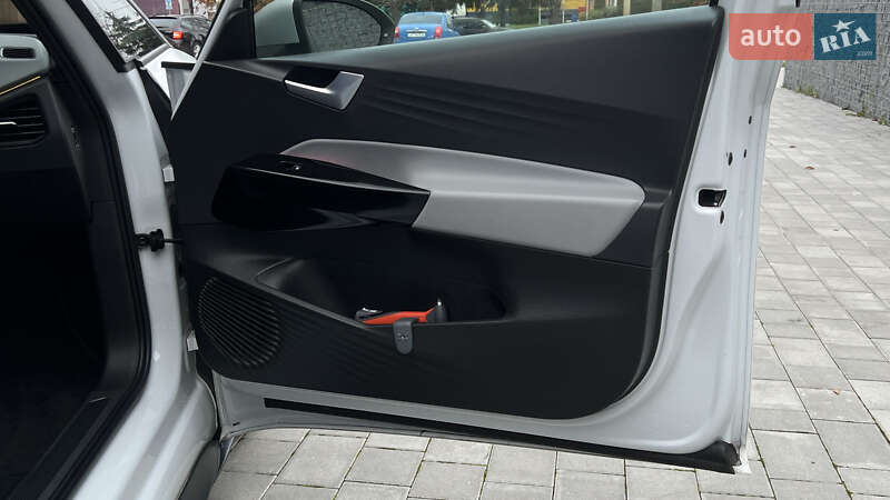 Хэтчбек Volkswagen ID.3 2020 в Луцке фото 87 Хэтчбек Volkswagen ID.3 2020 в Луцке