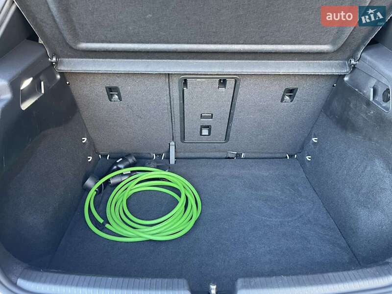 Хэтчбек Volkswagen ID.3 2020 в Кривом Роге фото 44 Хэтчбек Volkswagen ID.3 2020 в Кривом Роге