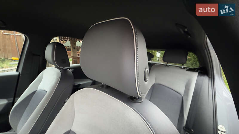 Хэтчбек Volkswagen ID.3 2021 в Сваляве