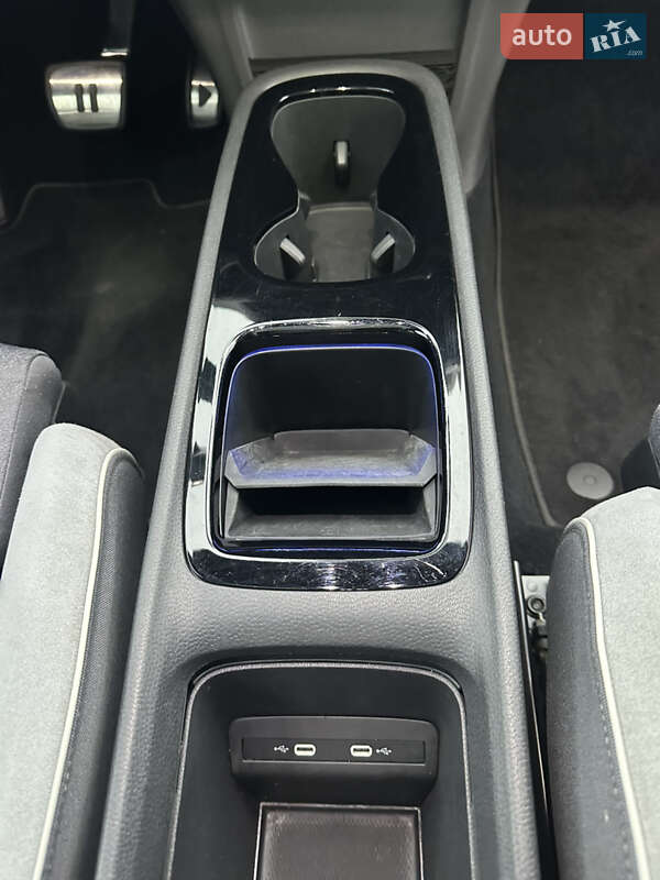 Хэтчбек Volkswagen ID.3 2020 в Луцке фото 65 Хэтчбек Volkswagen ID.3 2020 в Луцке
