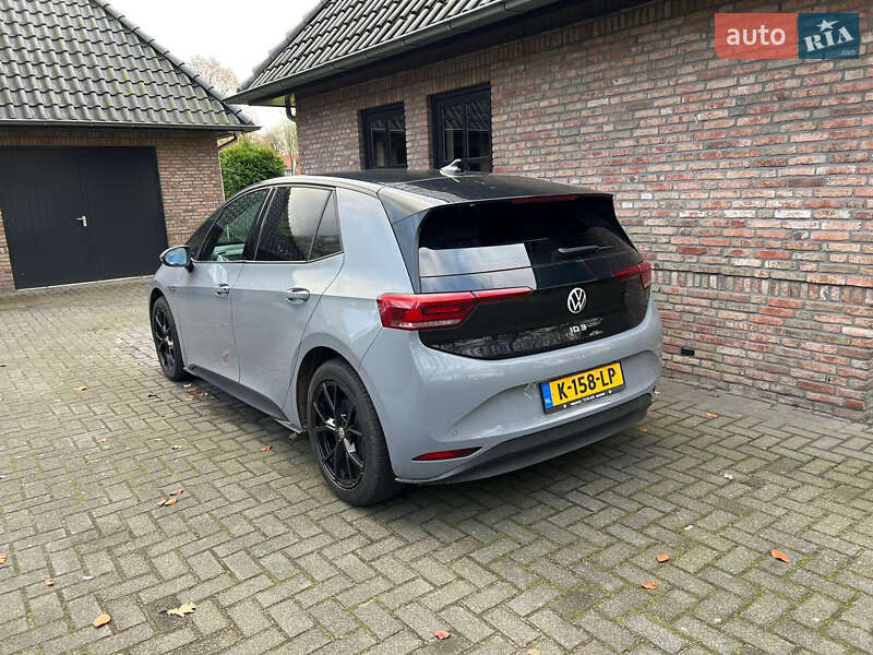 Хэтчбек Volkswagen ID.3 2020 в Калуше