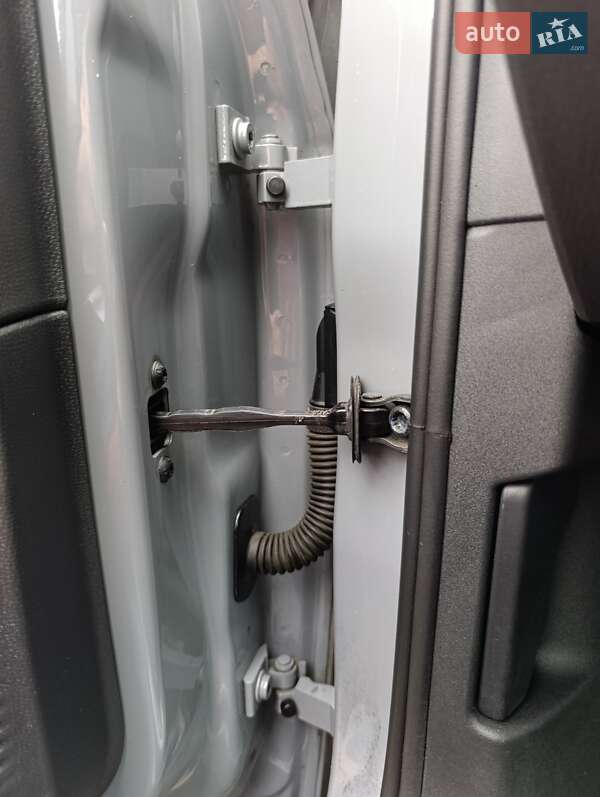 Хэтчбек Volkswagen ID.3 2023 в Ровно фото 52 Хэтчбек Volkswagen ID.3 2023 в Ровно