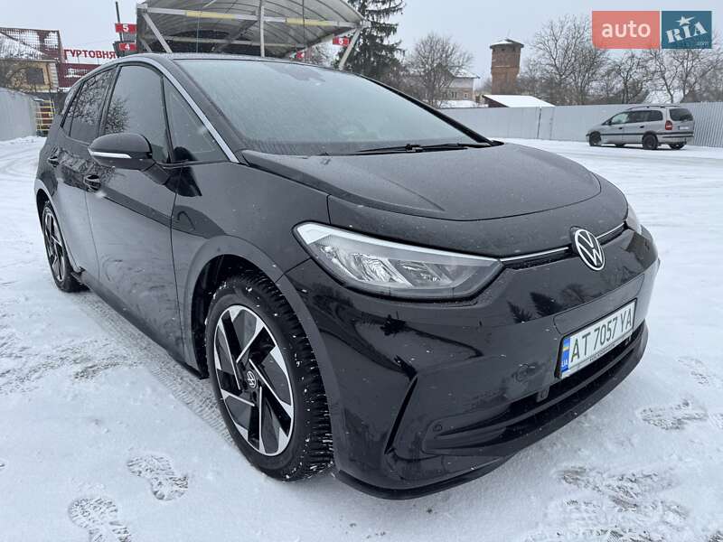 Хетчбек Volkswagen ID.3 2023 в Коломиї
