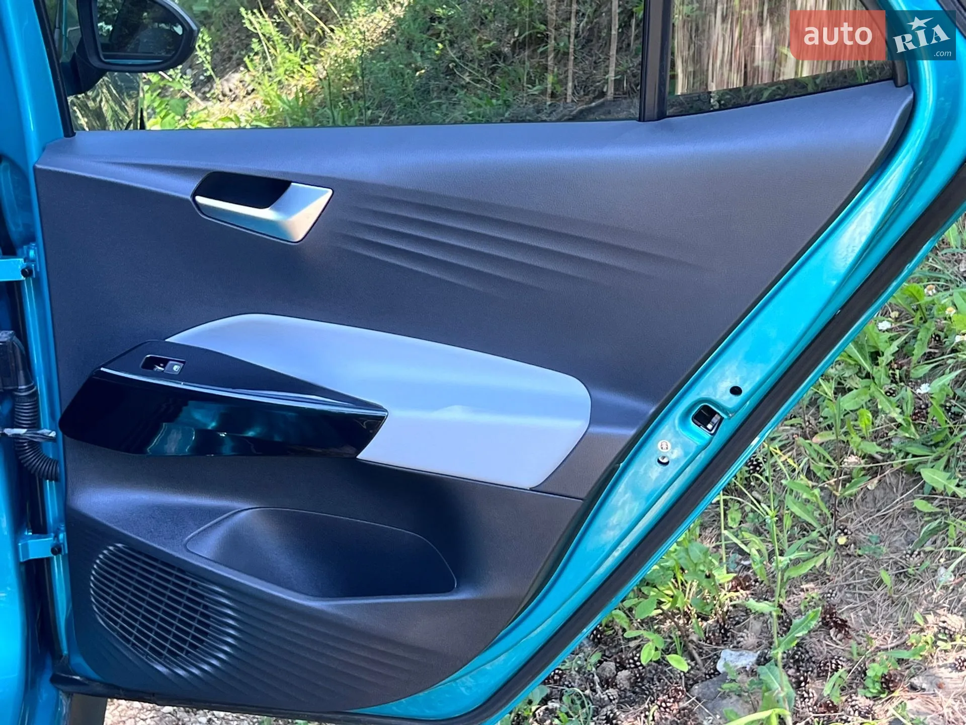 Volkswagen ID.3 2020 VIN WVWZZZE1ZLP007643 фото оголошення 31 з 38