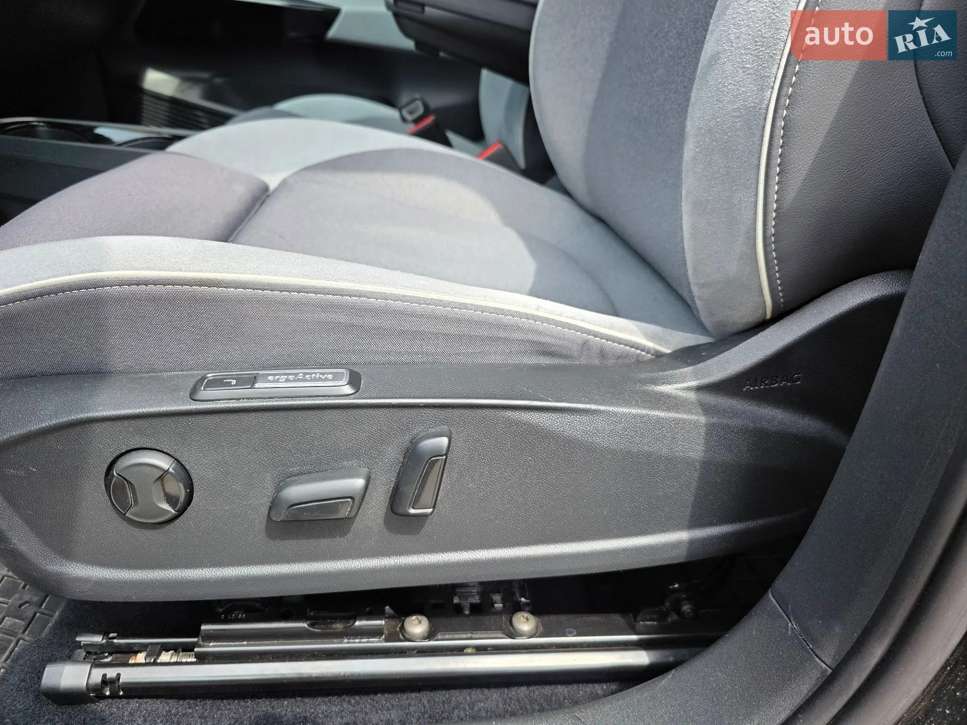 2020 Volkswagen ID.3 - мініатюра 11