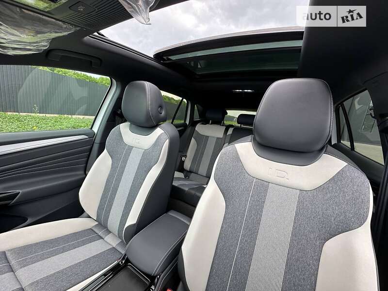 Позашляховик / Кросовер Volkswagen ID.4 Crozz 2022 в Києві