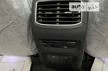 Позашляховик / Кросовер Volkswagen ID.4 Crozz 2023 в 