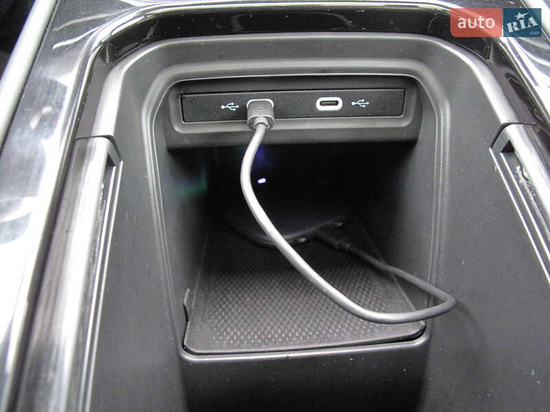 Внедорожник / Кроссовер Volkswagen ID.4 Crozz 2022 в Киеве фото 94 Внедорожник / Кроссовер Volkswagen ID.4 Crozz 2022 в Киеве