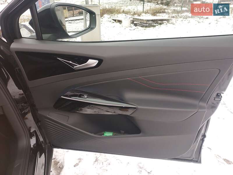 Внедорожник / Кроссовер Volkswagen ID.4 GTX 2025 в Ужгороде фото 19 Внедорожник / Кроссовер Volkswagen ID.4 GTX 2025 в Ужгороде