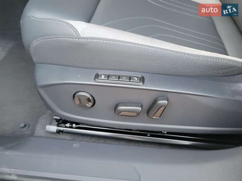 Внедорожник / Кроссовер Volkswagen ID.4 2023 в Полтаве