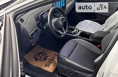 Позашляховик / Кросовер Volkswagen ID.4 2023 в 