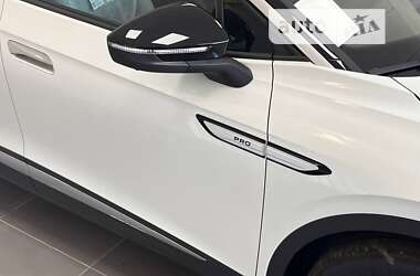Внедорожник / Кроссовер Volkswagen ID.4 2023 в 
