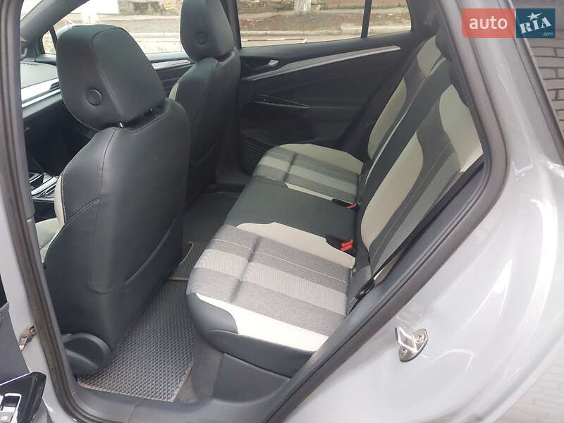 Позашляховик / Кросовер Volkswagen ID.4 2022 в Первомайську