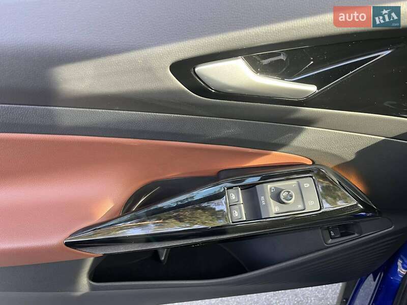 Внедорожник / Кроссовер Volkswagen ID.4 2021 в Черкассах