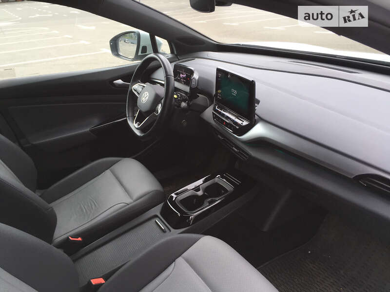 Внедорожник / Кроссовер Volkswagen ID.4 2021 в Киеве