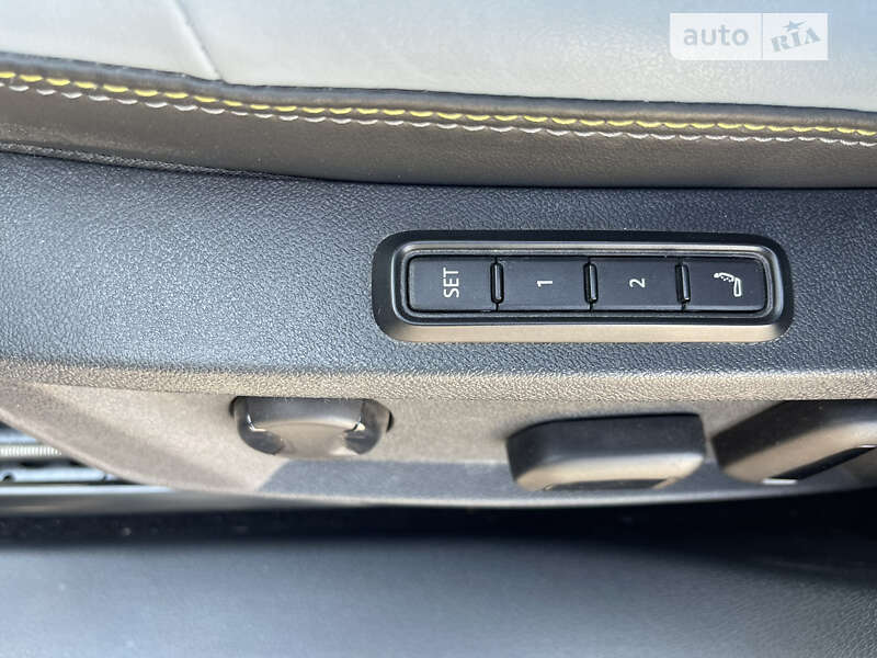 Внедорожник / Кроссовер Volkswagen ID.4 2022 в Николаеве